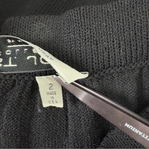 St John Collection Skirt Solid Black Knit Santana Sweater Pull On Elastic Waist - Picture 7 of 7